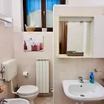 Apartman Gigi House *